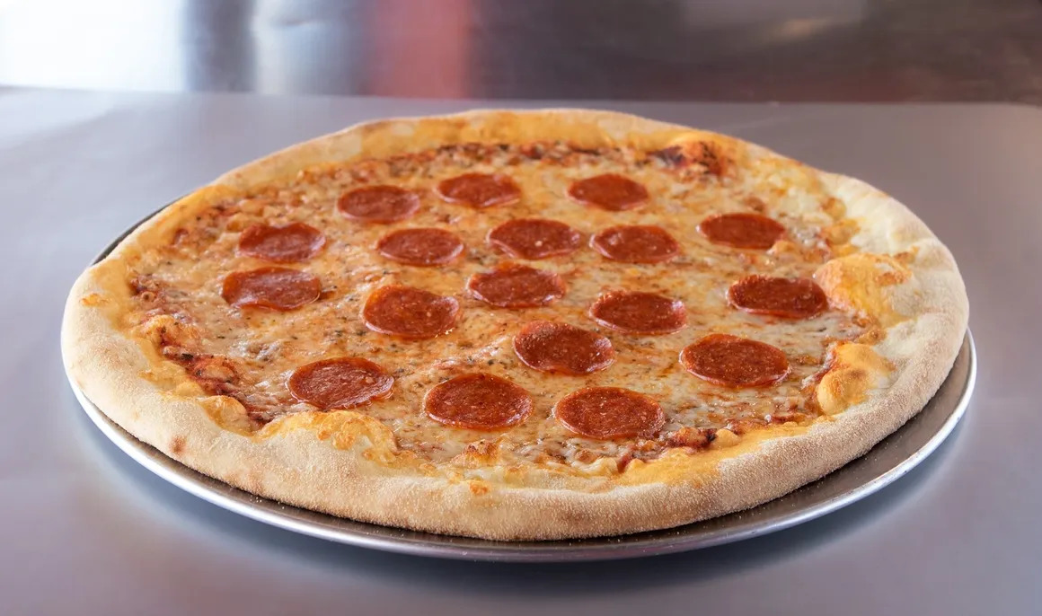 Why Back-to-School Season Calls For Pizzas & Salads From Family Owned iPizza