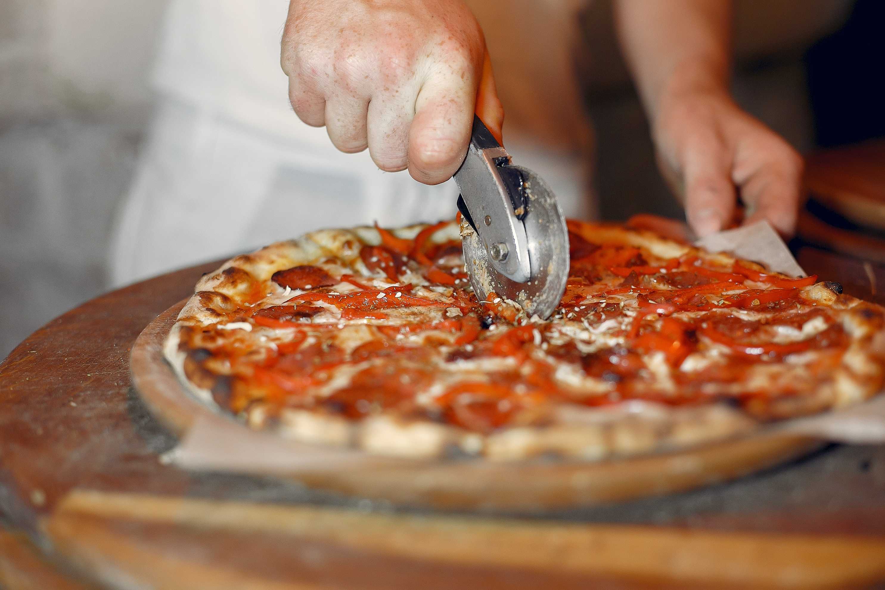 Why Budget Friendly Artisan Pizzas Are a Big Hit in Scottsdale
